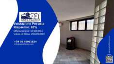 Foto Immobile in asta di 172 m, box auto doppio in vendita a Voghera