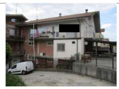 Foto Immobile in asta di 176 m con 4 locali in vendita a Santo Stefano di Rogliano