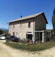 Foto Immobile in asta di 177 m in vendita a Ascoli Piceno