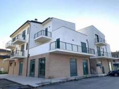 Foto Immobile in asta di 179 m con pi di 5 locali in vendita a Fermo