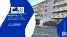 Foto Immobile in asta di 182 m, box auto in vendita a Carlentini