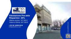 Foto Immobile in asta di 186 m in vendita a Saronno