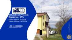 Foto Immobile in asta di 191 m in vendita a Casina