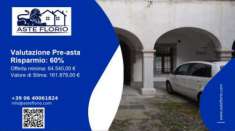 Foto Immobile in asta di 193 m con pi� di 5 locali in vendita a Gorizia