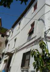 Foto Immobile in asta di 194 m con 4 locali in vendita a Santi Cosma e Damiano