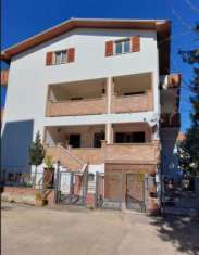 Foto Immobile in asta di 194 m con 5 locali in vendita a Civitella del Tronto