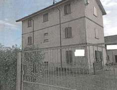 Foto Immobile in asta di 194 m in vendita a Costa de' Nobili