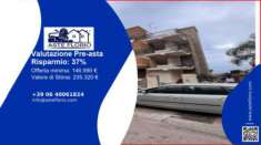 Foto Immobile in asta di 196 m in vendita a Lecce