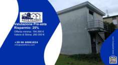 Foto Immobile in asta di 199 m con pi di 5 locali in vendita a Fermo