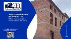 Foto Immobile in asta di 200 m con pi di 5 locali in vendita a Cotronei