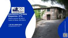 Foto Immobile in asta di 20002 m con pi� di 5 locali in vendita a Bagni di Lucca