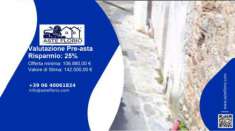 Foto Immobile in asta di 202 m, box auto in vendita a San Demetrio Corone