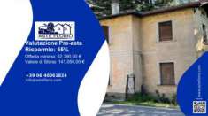 Foto Immobile in asta di 202 m in vendita a Gavirate