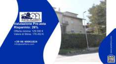 Foto Immobile in asta di 203 m con pi di 5 locali e box auto in vendita a Fermo