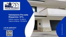 Foto Immobile in asta di 204 m, box auto in vendita a Monasterace