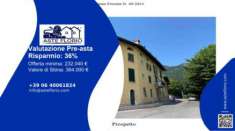 Foto Immobile in asta di 208 m con pi di 5 locali e box auto in vendita a Galbiate