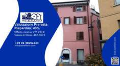 Foto Immobile in asta di 209 m con pi di 5 locali in vendita a Desenzano del Garda