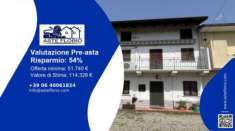 Foto Immobile in asta di 209 m in vendita a Vicolungo