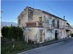 Foto Immobile in asta di 210 m con 4 locali in vendita a Basciano