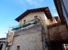 Foto Immobile in asta di 210 m con 5 locali in vendita a Folignano
