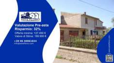 Foto Immobile in asta di 211 m con pi di 5 locali in vendita a Blera