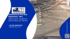 Foto Immobile in asta di 211 m in vendita a Aci Castello