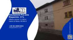 Foto Immobile in asta di 212 m in vendita a Alice Bel Colle