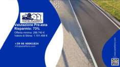 Foto Immobile in asta di 2124 m con pi di 5 locali in vendita a Baveno