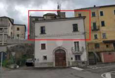 Foto Immobile in asta di 213 m con pi di 5 locali in vendita a Corfinio