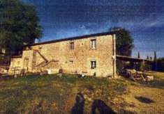 Foto Immobile in asta di 213 m in vendita a Cortona