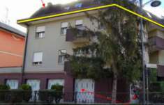 Foto Immobile in asta di 215 m con 4 locali in vendita a Rovigo