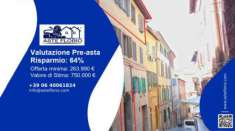 Foto Immobile in asta di 218 m con pi di 5 locali in vendita a Siena
