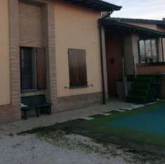 Foto Immobile in asta di 219 m, box auto in vendita a Parma