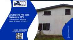 Foto Immobile in asta di 219 m, box auto in vendita a Villafranca in Lunigiana