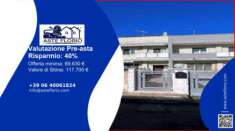 Foto Immobile in asta di 225 m, box auto in vendita a Surbo