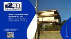 Foto Immobile in asta di 225 m in vendita a Catanzaro