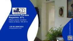 Foto Immobile in asta di 226 m, box auto in vendita a Lamezia Terme