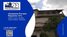 Foto Immobile in asta di 229 m in vendita a Ionadi