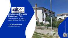 Foto Immobile in asta di 230 m in vendita a Carinola