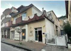 Foto Immobile in asta di 233 m con pi� di 5 locali in vendita a Airola