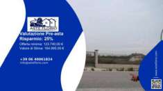 Foto Immobile in asta di 2360 m in vendita a Porto Sant'Elpidio