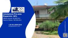 Foto Immobile in asta di 249 m in vendita a Pago del Vallo di Lauro