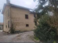 Foto Immobile in asta di 255 m in vendita a Grado