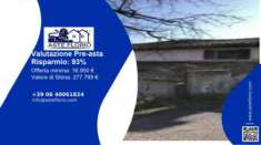 Foto Immobile in asta di 256 m, box auto in vendita a Retorbido