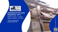Foto Immobile in asta di 259 m con pi di 5 locali in vendita a Enna