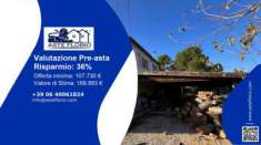 Foto Immobile in asta di 2593 m con pi� di 5 locali in vendita a Pesaro