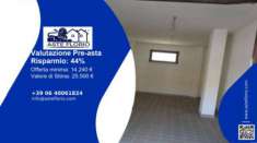 Foto Immobile in asta di 26 m, box auto in vendita a Recanati