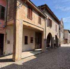 Foto Immobile in asta di 261 m, box auto in vendita a Fontanetto Po