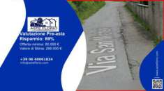 Foto Immobile in asta di 2664 m in vendita a Valbrona