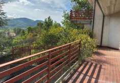 Foto Immobile in asta di 268 m, box auto in vendita a Pignola